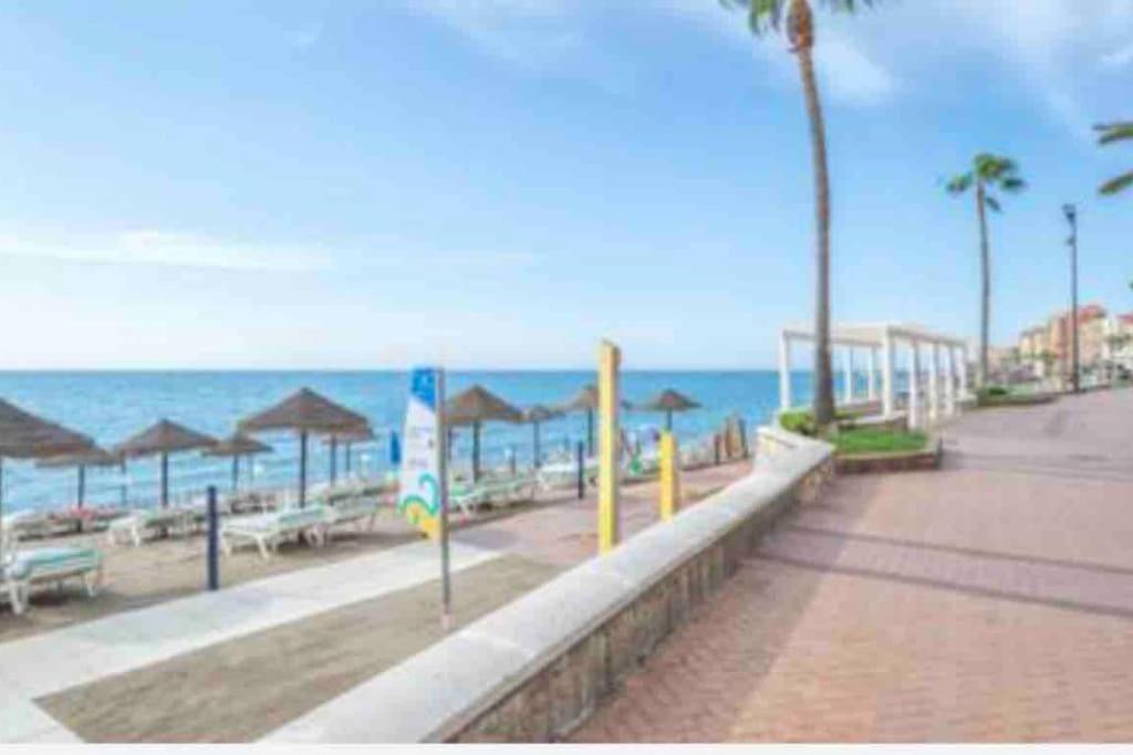 Apartamento Primera Linea De Playa Fuengirola Eksteriør bilde